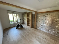 MAISON EN PIERRES MEULIERES AVEC SOUS-SOL TOTAL, 4 CHAMBRES