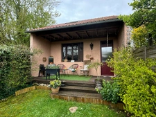 MAISON AVEC GARAGE GARE A PIED 