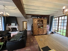 297 m2 habitables sur terrain de 9000 m2 