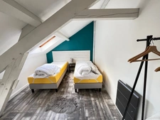 297 m2 habitables sur terrain de 9000 m2 