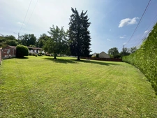BEAU TERRAIN PLAT