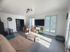 Maison à vendre 6 pièces avec sous-sol total