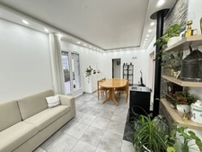 MAISON ENTIEREMENT RENOVEE GARE A PIED 