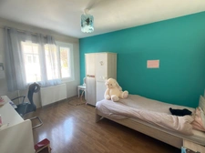 Maison à vendre 6 pièces avec sous-sol total