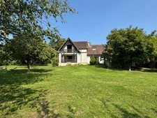 230 M² HABITABLE, GARAGE DE 150 M² ET TERRAIN DE 3735 M² A LA FERTE SOUS JOUARRE