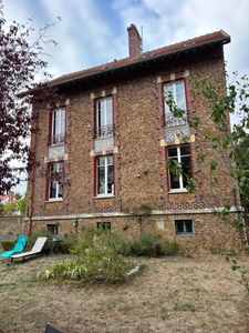 Maison à vendre 10 pièces Proche de LA FERTE SOUS JOUARRE (77)