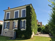 MAISON BOURGEOISE GARE A PIED A LA FERTE SOUS JOUARRE