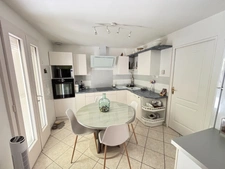 MAISON 6 PIECES GARE A PIED