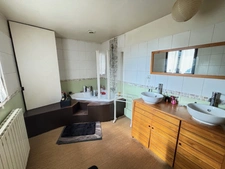 Maison de 160 m² + grange de 40 m² au sol