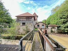 297 m2 habitables sur terrain de 9000 m2 