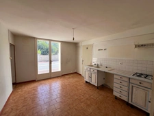 Maison à vendre 5 pièces VILLARS LES BOIS (17)