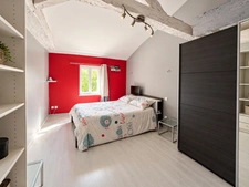 Maison à vendre Charmante maison en pierre de 176 avec dépendances et jardin paysager . AUTHON EBEON (17)