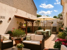 Maison d'habitation 7 pièces à vendre plus trois revenus locatifs MATHA (17)