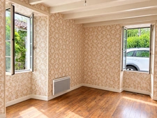 Maison à vendre  BURIE (17)