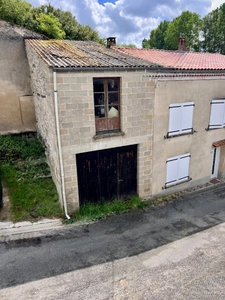 Maison à vendre 5 pièces Proche de COGNAC (16)