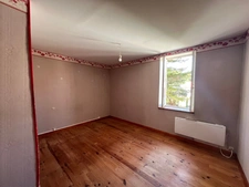Maison à vendre 5 pièces VILLARS LES BOIS (17)