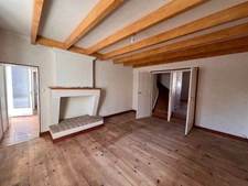 Maison à vendre 5 pièces VILLARS LES BOIS (17)