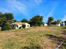 Maison à vendre 6 pièces SAINT SAUVANT (17)Avec terrain en zone U.