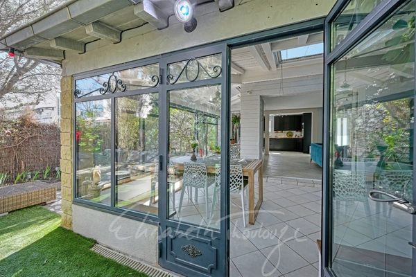 Dpt Hérault (34), à vendre CARNON PLAGE  maison P8 de 160 m² - Terrain de 230,00 m² 