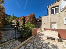 EXCLUSIVITE-PRESTIGE. Maison à vendre 6 pièces SOLLIES VILLE (83). 575 000 €
