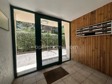 CANNES- CROIX-DES-GARDES. Appartement rénové à vendre 5 pièces. 99 m² avec garage et cave. 458 000 €