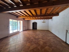 Maison à rénover. 5 pièces BAGNOLS EN FORET (83). 526 400 €