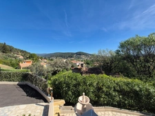 EXCLUSIVITE-PRESTIGE. Maison à vendre 6 pièces SOLLIES VILLE (83). 575 000 €