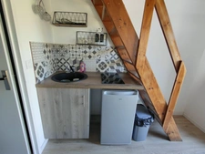 Maison meublée à louer à l'année. 2 pièces LE PRADET (83). 750 € CC
