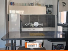 La Farlède, centre ville, appartement type 2 avec parking privé. 