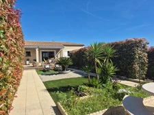EXCLUSIVITE-PRESTIGE. Maison à vendre 6 pièces SOLLIES VILLE (83). 575 000 €