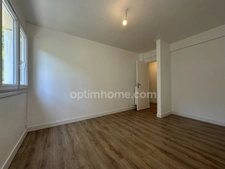 CANNES- CROIX-DES-GARDES. Appartement rénové à vendre 5 pièces. 99 m² avec garage et cave. 458 000 €