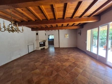 Maison à rénover. 5 pièces BAGNOLS EN FORET (83). 475000 €
