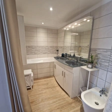 EXCLUSIVITE-Maison à vendre 10 pièces. deux appartements SOLLIES TOUCAS (83). 729 500 €