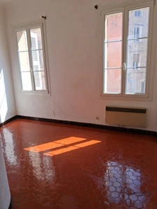Appartement à vendre 2/3 pièces DRAGUIGNAN (83). 99 000€