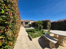 EXCLUSIVITE-PRESTIGE. Maison à vendre 6 pièces SOLLIES VILLE (83). 575 000 €