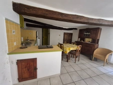 Appartement Type 3, débarras et cave- BARGEMON (83) 90 000 €