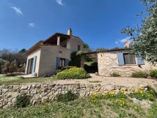 SEILLANS (83) Propriété à vendre. 740 000 €