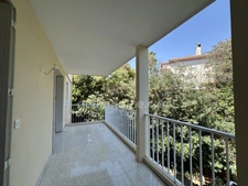 CANNES- CROIX-DES-GARDES. Appartement rénové à vendre 5 pièces. 99 m² avec garage et cave. 458 000 €