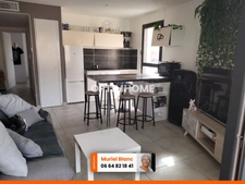 La Farlède, centre ville, appartement type 2 avec parking privé. 