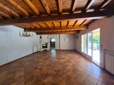Maison à rénover. 5 pièces BAGNOLS EN FORET (83). 475000 €