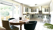 EXCLUSIVITE-Maison à vendre 6 pièces SOLLIES VILLE (83). 585 000 €