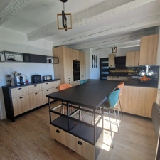 EXCLUSIVITE-Maison à vendre 10 pièces. deux appartements SOLLIES TOUCAS (83). 729 500 €