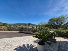EXCLUSIVITE-PRESTIGE. Maison à vendre 6 pièces SOLLIES VILLE (83). 575 000 €