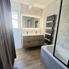 EXCLUSIVITE-Maison à vendre 10 pièces. deux appartements SOLLIES TOUCAS (83). 729 500 €
