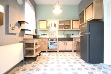BIEN ATYPIQUE - 142M2 - 6 CHAMBRES - 2 SALLES DE BAIN - JARDIN - TERRASSE
