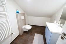 MAISON 115 M² HAB. / 130 M² AU SOL – 4 CHAMBRES – JARDIN – HERSERANGE