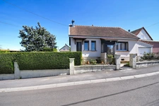 MAISON INDIVIDUELLE AU CALME – 3 CHAMBRES – GARAGE – TERRAIN 6 ARES