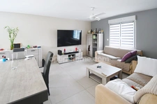 MAISON RECENTE DE 2021 - PLAIN PIED - 4 CHAMBRES - TERRAIN 9 ARES 50 - GARAGES DE 45M2