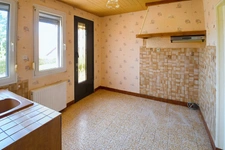 MAISON INDIVIDUELLE AU CALME – 3 CHAMBRES – GARAGE – TERRAIN 6 ARES