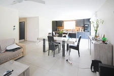 MAISON RECENTE DE 2021 - PLAIN PIED - 4 CHAMBRES - TERRAIN 9 ARES 50 - GARAGES DE 45M2